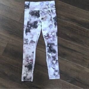 Athleta Run Free Winter Garden 7/8 size XS